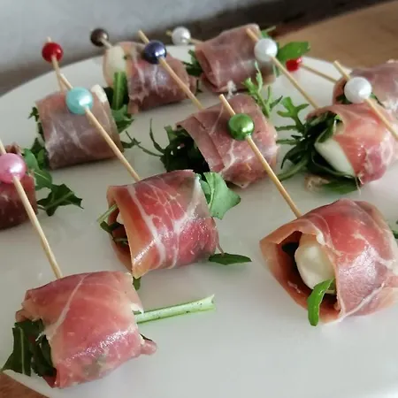 Гостевой дом La Roseraie Ставело