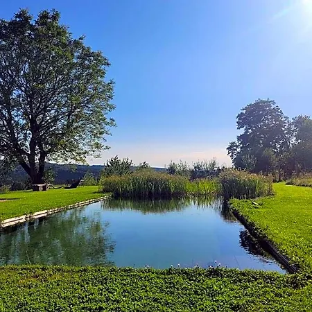 La Roseraie 4*